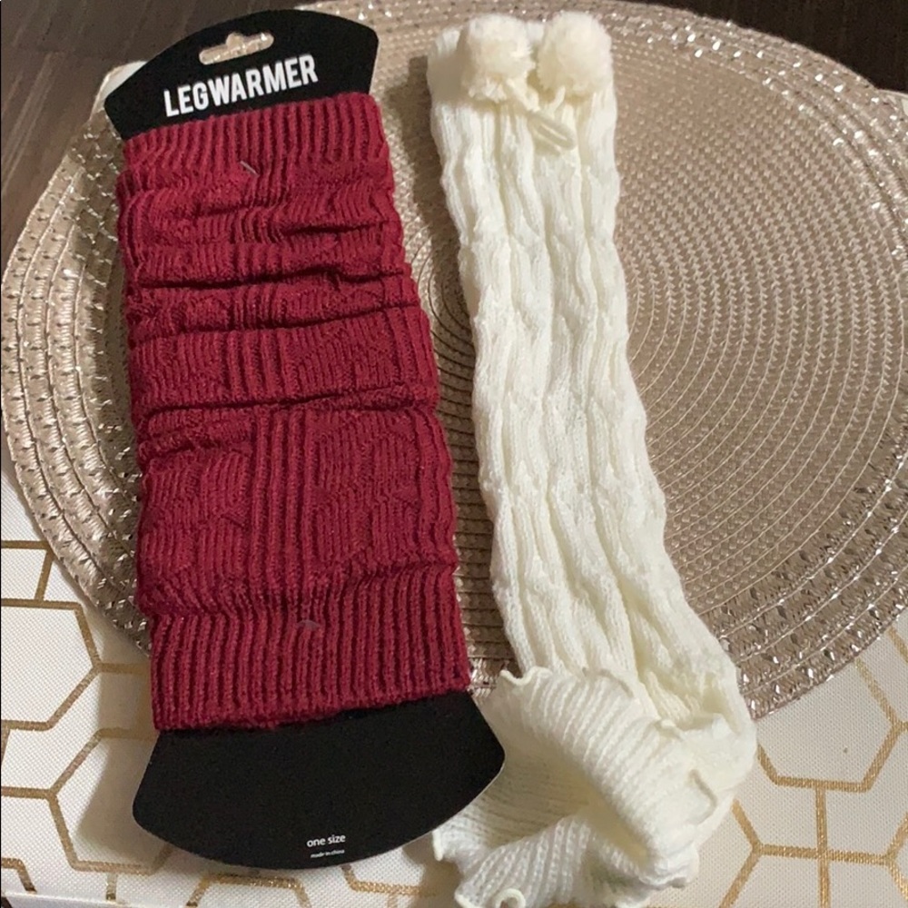 2 Pairs of Leg warmers